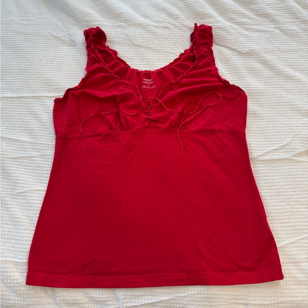Red scoop neck tank top with lace up bust
